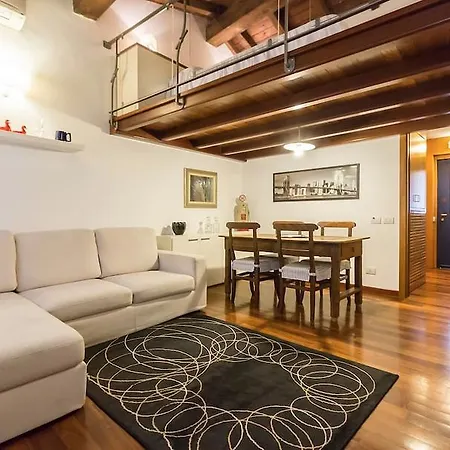 Apartment Cairoli *